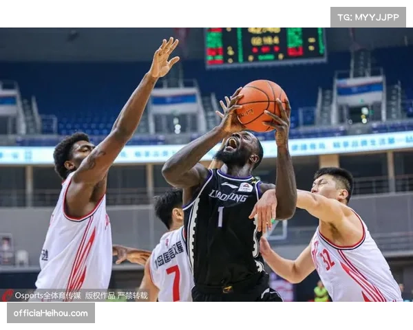 河南与江西季前赛相遇 B组球队争夺展现竞争态势