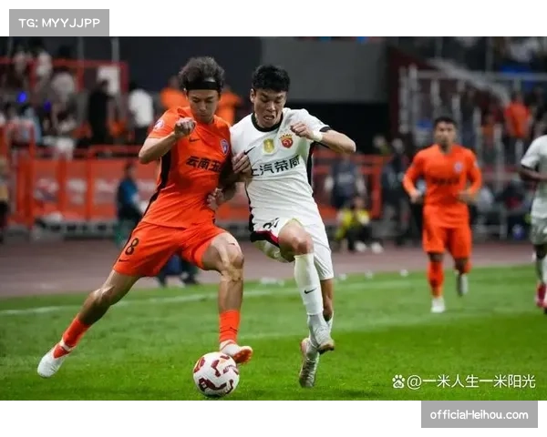 云南玉昆外援双核统治 奥斯卡梅开二度登顶射手榜